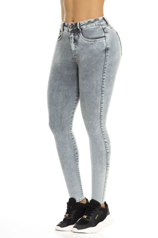 10073 Jean skinny, efecto levanta cola, tiro súper alto, gris claro, pantalón moderno mujer.